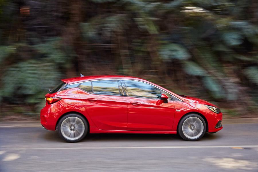  Holden Astra RSV 2016 года  (фото 11 из 26)